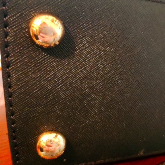 Michael Kors- Large Black Hamilton Lock & Key Bag - Picture 4 of 4